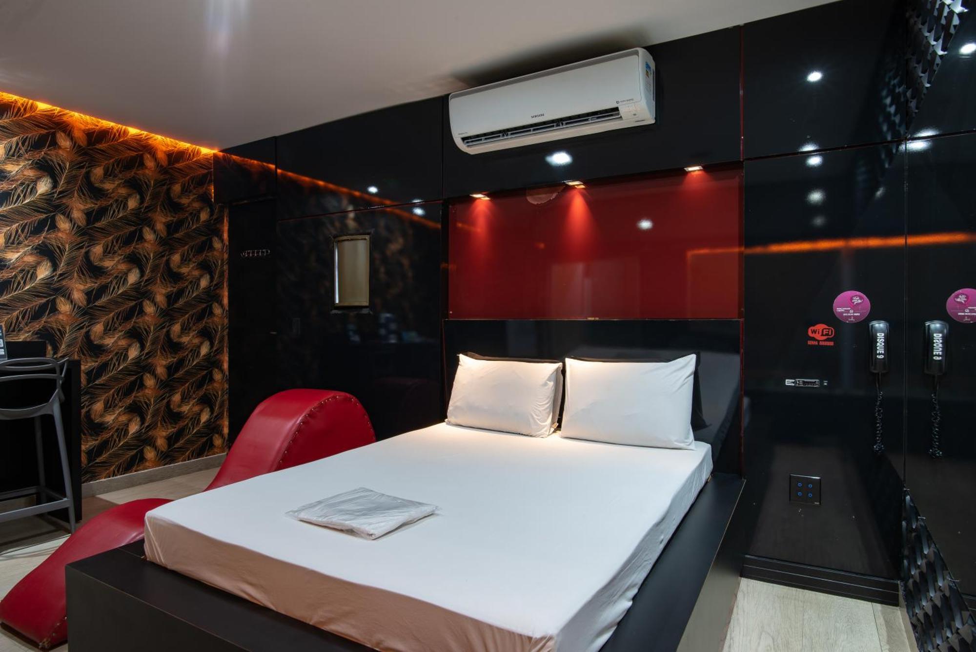 Motel Fantasy 3 (Adults Only) بيلو هورزونتي المظهر الخارجي الصورة